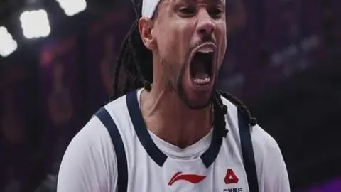 “费内巴切追逐卡塞米罗，曼联有望以2000万欧重购”